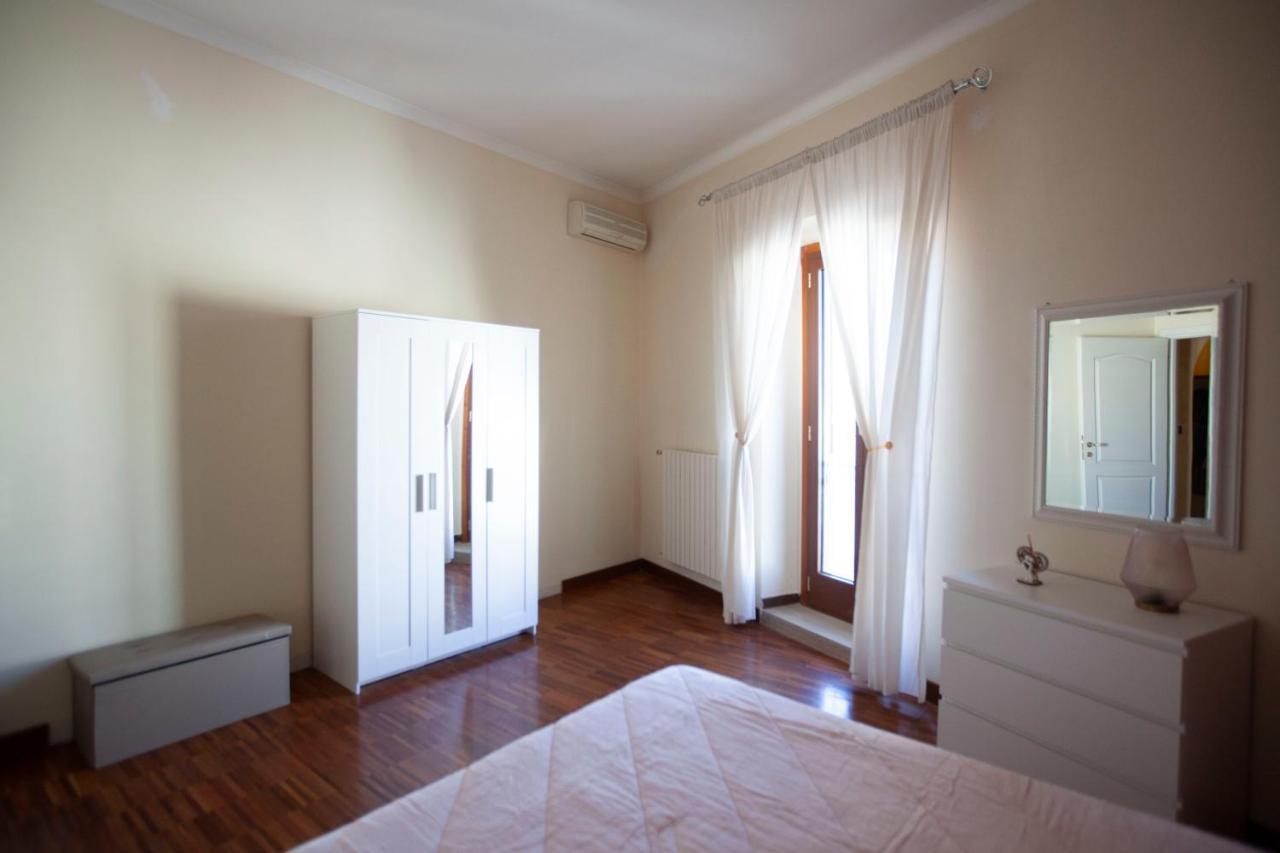 Ferienwohnung Ognissanti80 Trani Exterior foto