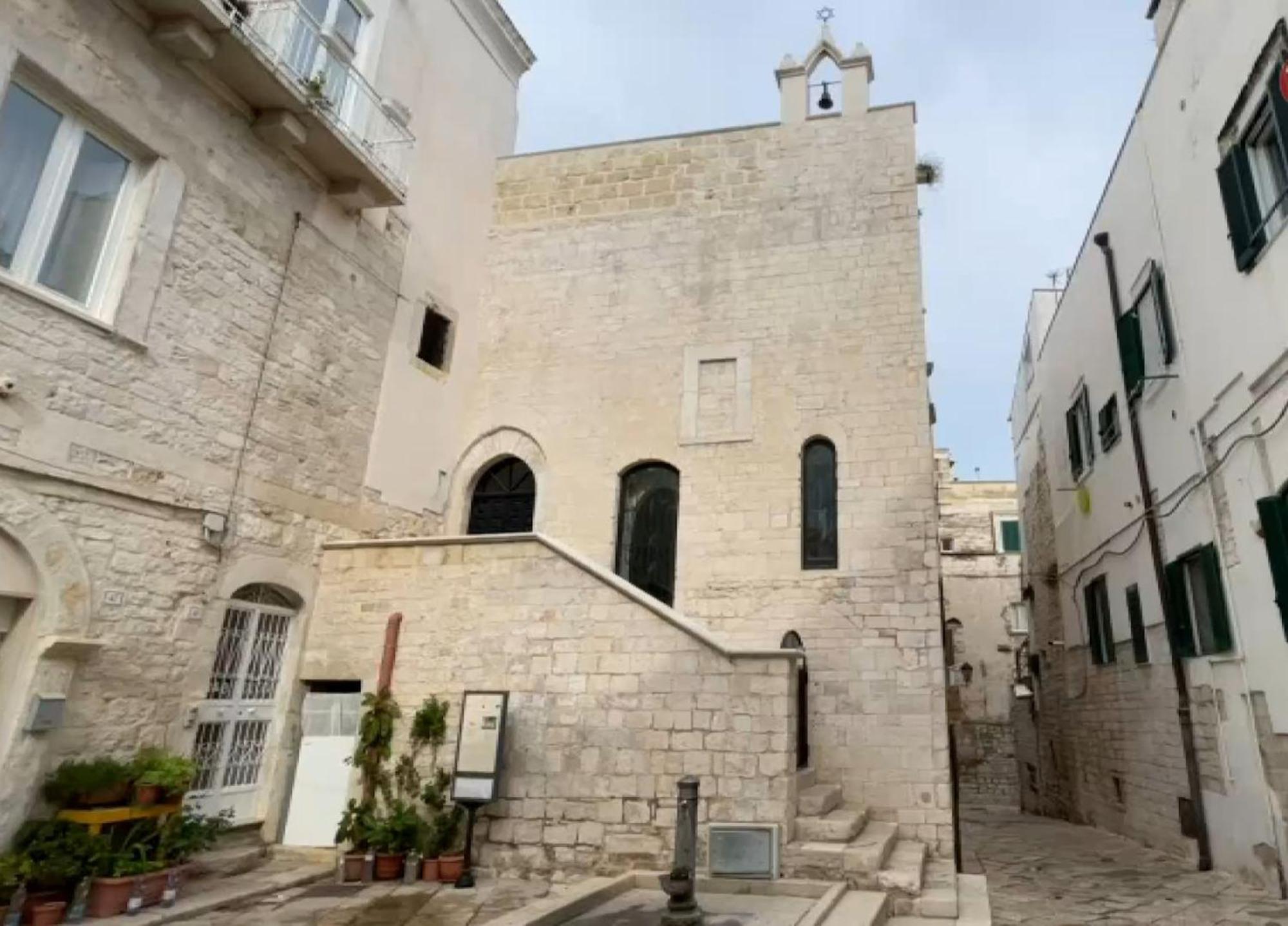 Ferienwohnung Ognissanti80 Trani Exterior foto