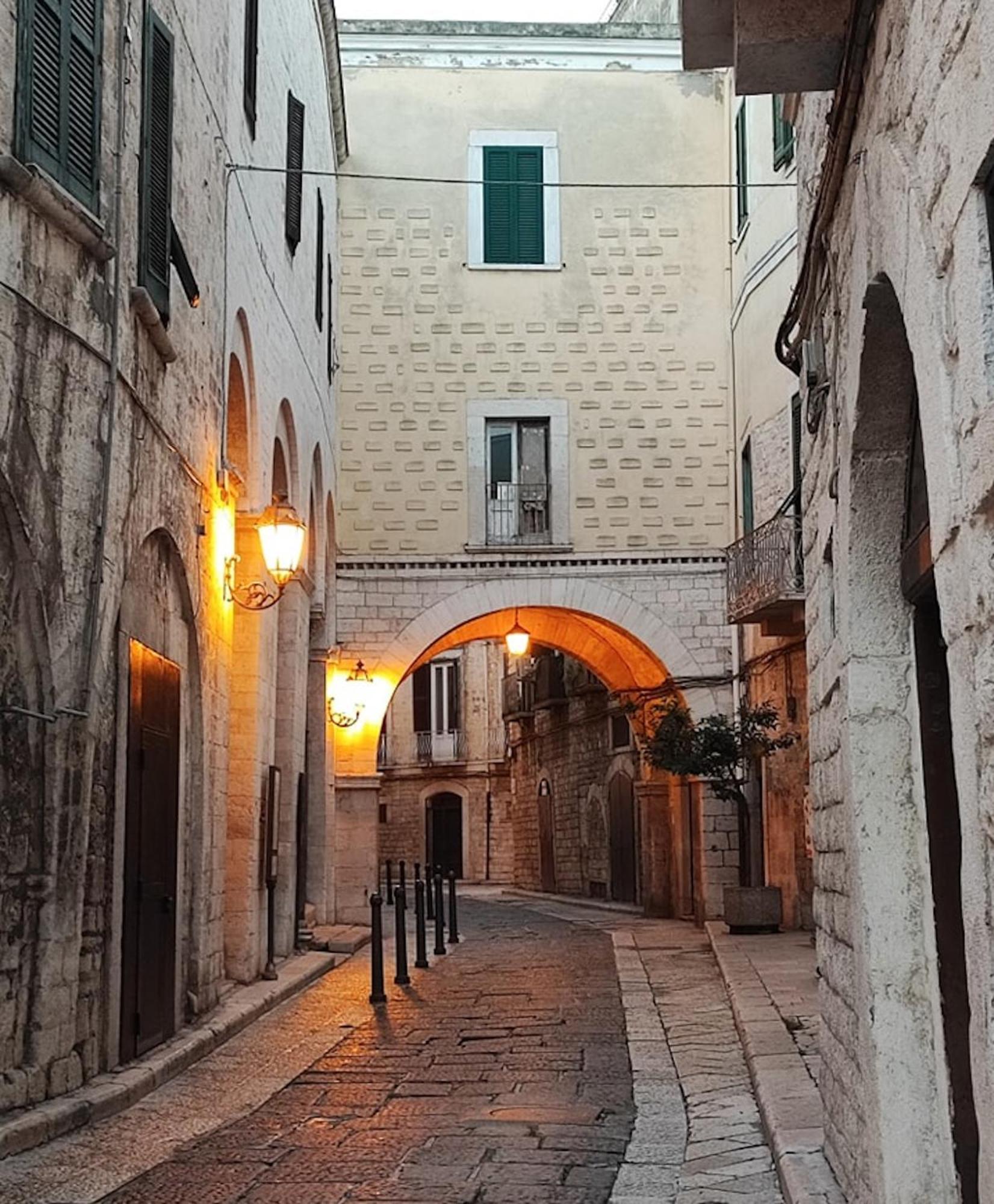Ferienwohnung Ognissanti80 Trani Exterior foto